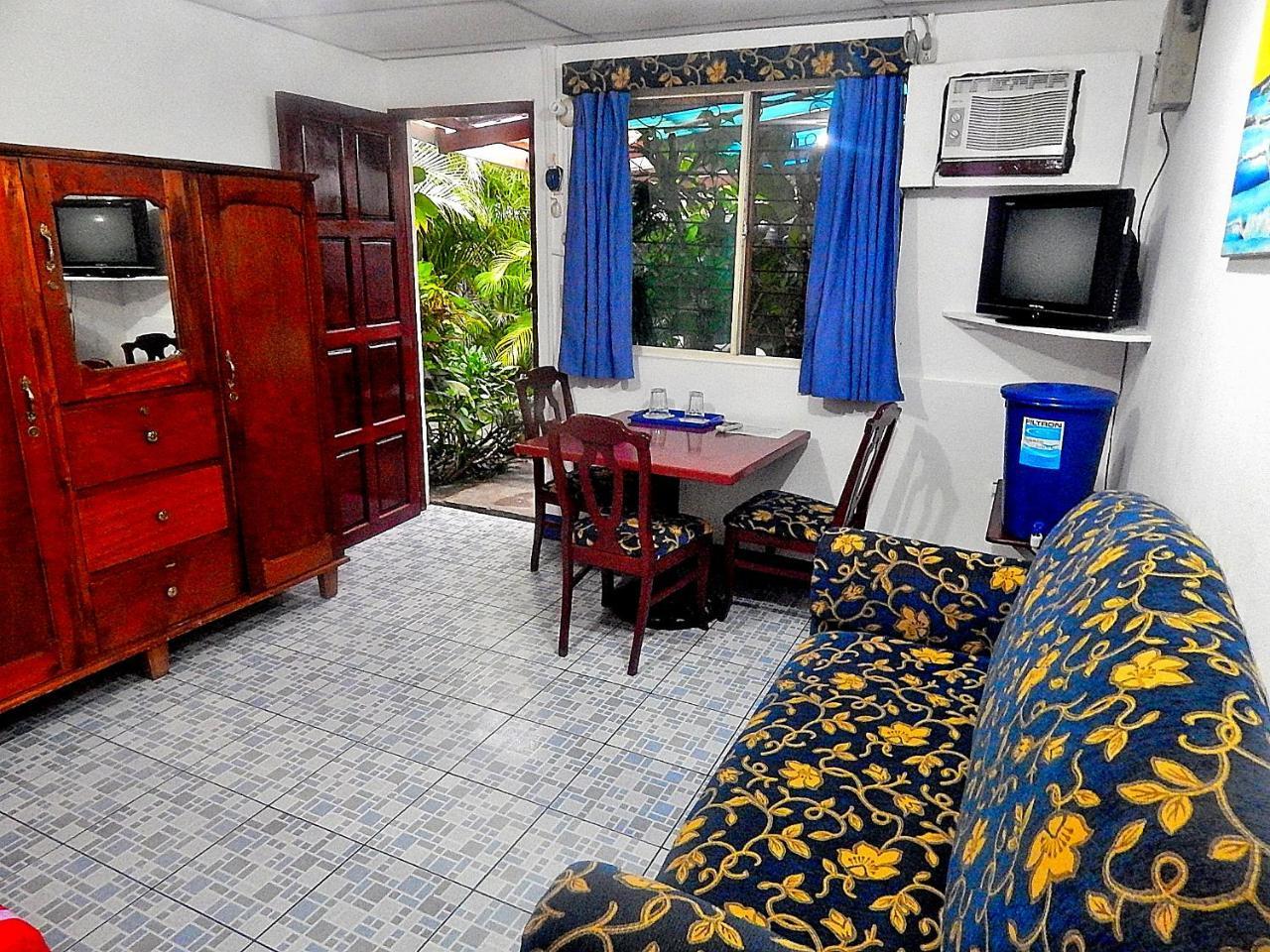 Rositas Hotel ซานฮวนเดลซูร์ ภายนอก รูปภาพ