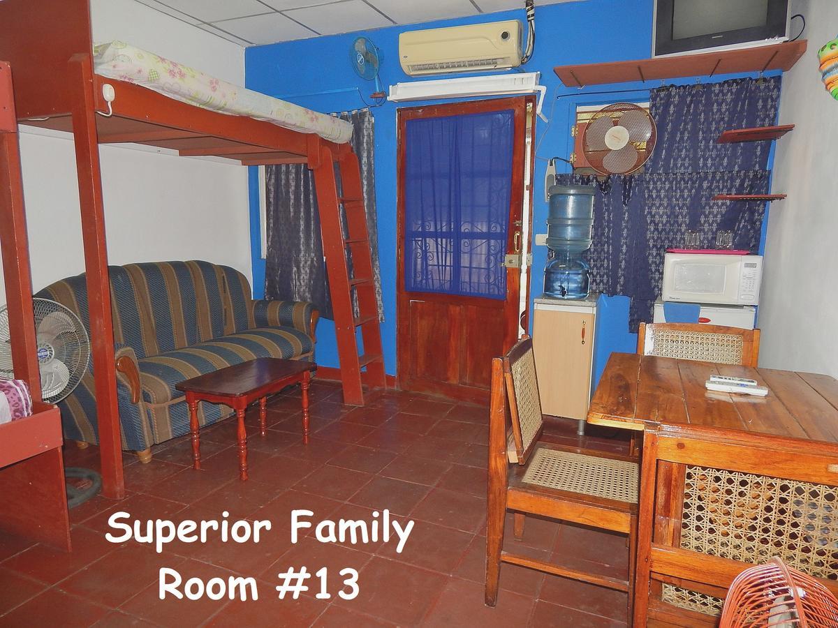 Rositas Hotel ซานฮวนเดลซูร์ ภายนอก รูปภาพ